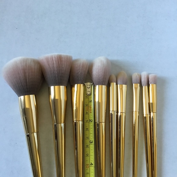 3/$10 9 Pieces Make Up Brushes With Bonus Make Up Bag. - Picture 6 of 8